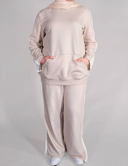 Creme Zipped Set